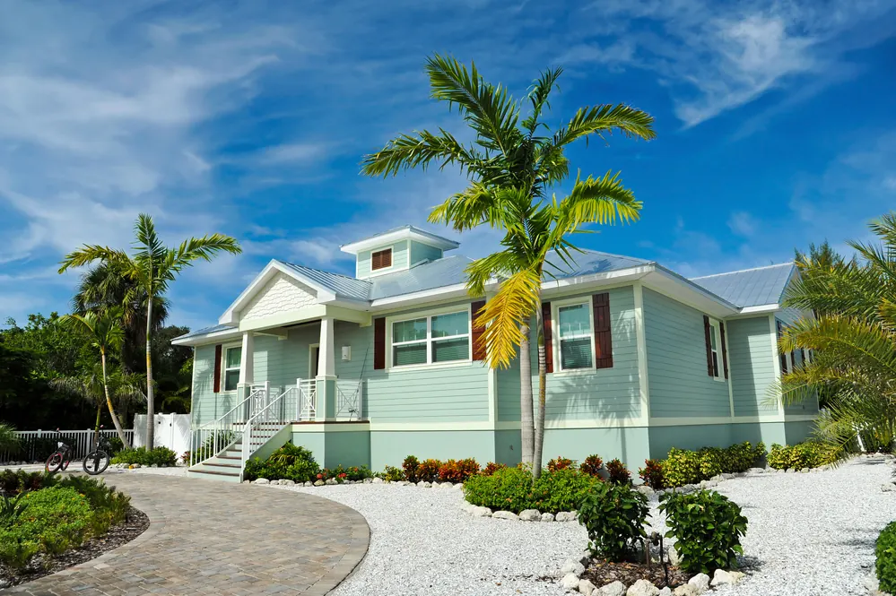 Insurance for New Homeowners in Florida: A Complete Guide
